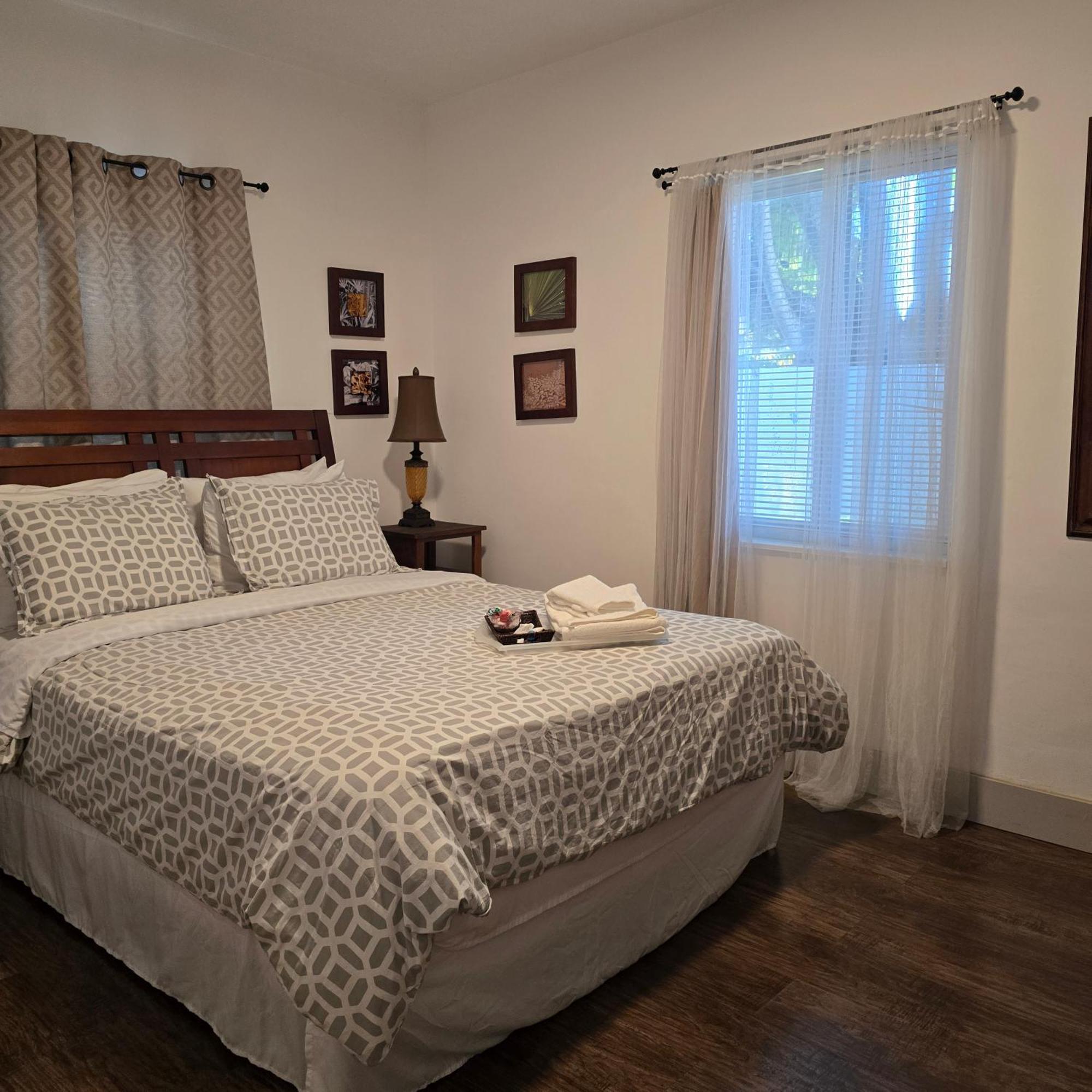 Suite Life At Chez Mercedes Miami Ngoại thất bức ảnh